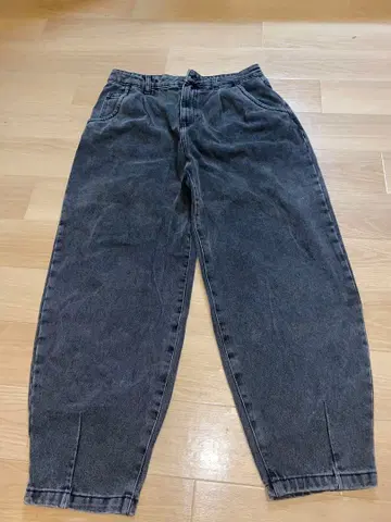 다크 그레이 배기 데님 하이웨스트