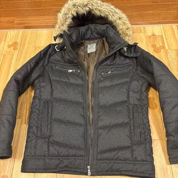 퍼 달린 다크 그레이 퀼팅 자켓 L 사이즈