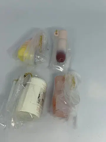 [ 가챠 4개 ] to/one 미니어처 참 글로스 핸드 & 바디 밀크