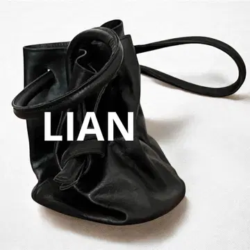 새상품급 Lian 2WAY 가죽 복조리 핸드백 블랙 소가죽