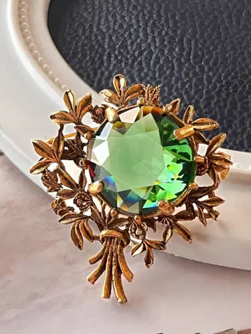 히로밍님 영국제 유리 빈티지 브로치 1