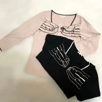 TO BE CHIC 프릴 디자인 니트 2색 세트