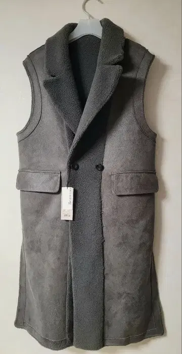 Beaurance 무스탕풍 리버서블 베스트