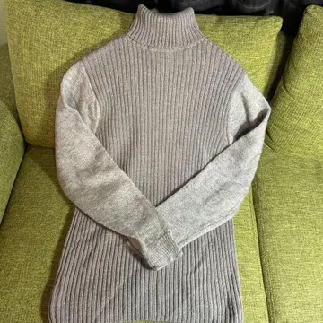 새상품급 캐서린 햄넷 남성용 니트 L 사이즈