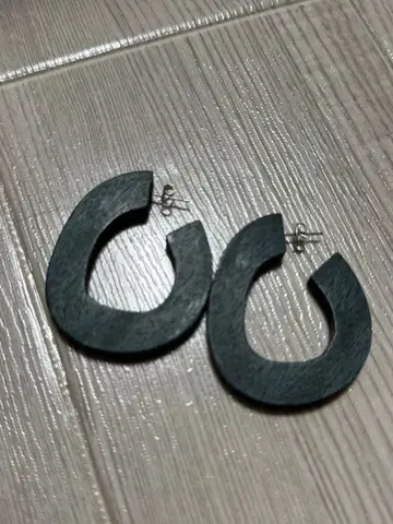 그린 우드풍 귀걸이