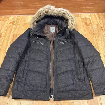 다크 그레이 후드 부착 퀼팅 자켓