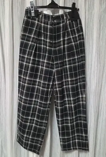 CUBE SUGAR 울 팬츠