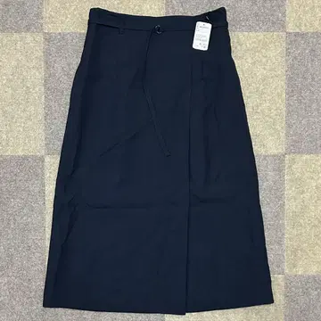 미사용 새상품 택 포함 EMMAJAMES 롱 스커트 네이비 L 사이즈