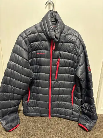 마무트 다운 자켓 아시아 L 사이즈