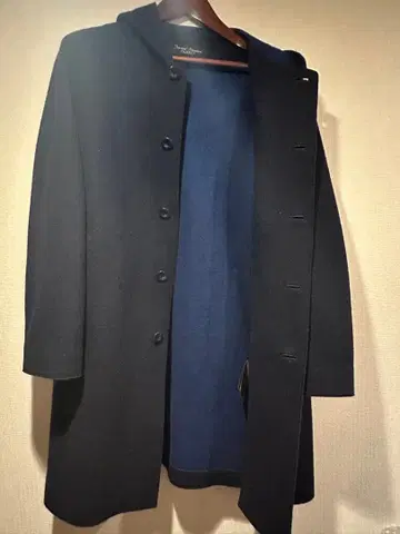 네이비 후드 부착 울 코트