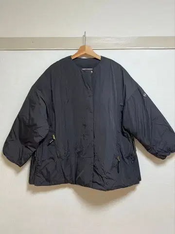 프렌치 덕 다운 사이드 지퍼 자켓