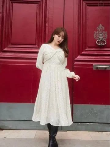 Herlipto Moon Glow Dot Pleated Dress S