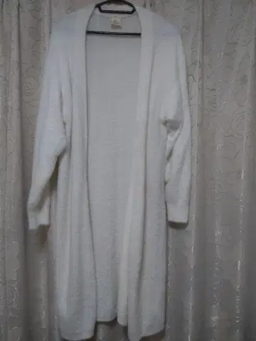 젤라또피케 가디건 화이트