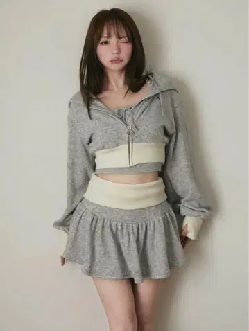 andmary Adelee hoodie set up gray