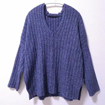 KBF 리브 니트 네프 니트 실버 라메 실 블루 V넥