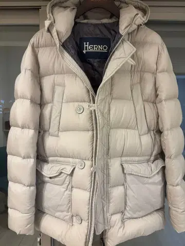 Herno 후드 부착 다운 자켓 아이보리 사이즈 50