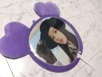 보라색 하트 모양 부채