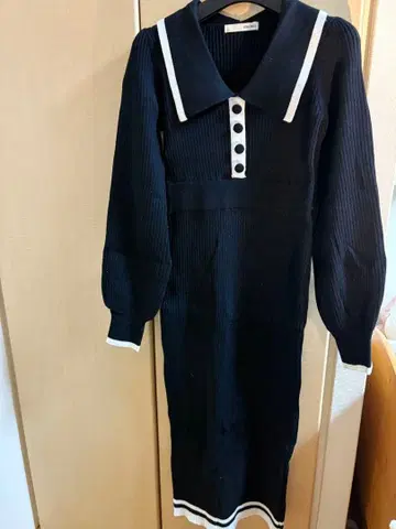 ROYALPARTY 카라 부착 롱 니트 원피스