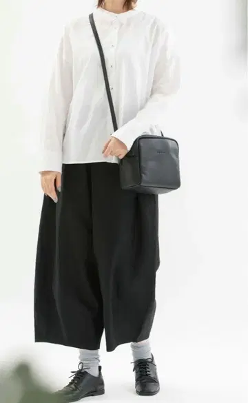 놉 드 노드 놉드누드 가죽 숄더백