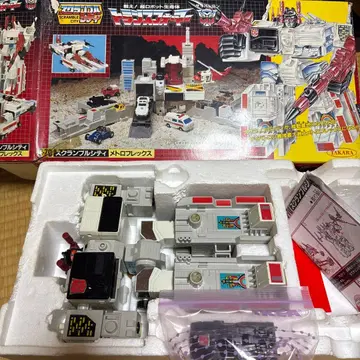 트랜스포머 스크램블 시티 메트로플렉스 c70 구 타카라 초판