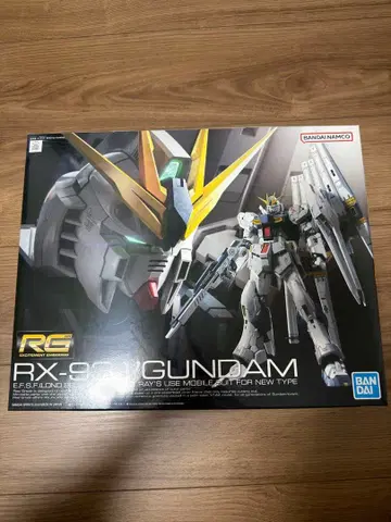 RG RX-93 뉴 건담 프라모델