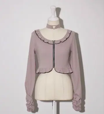 pium 피움 프론트 지퍼 초커 상의