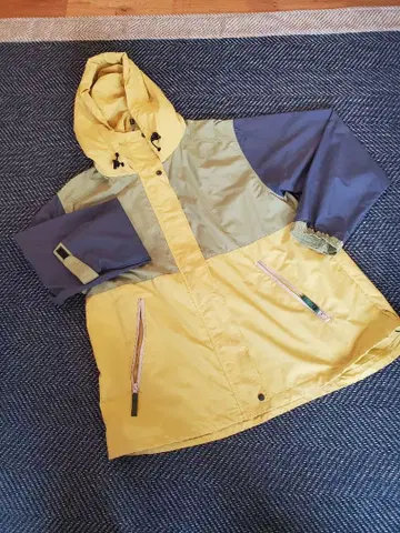 클리프 메이어 나일론 후드티