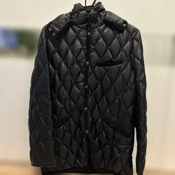 다케오 키쿠치 다운 자켓