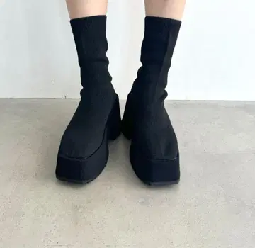 블랙 삭스 부츠 플랫폼