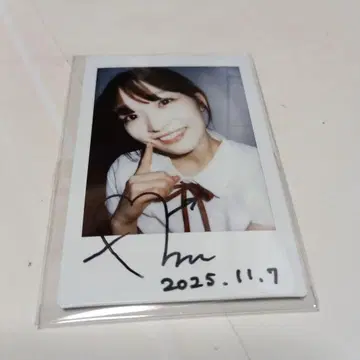 나카모리 미코토 친필 사인 폴라로이드