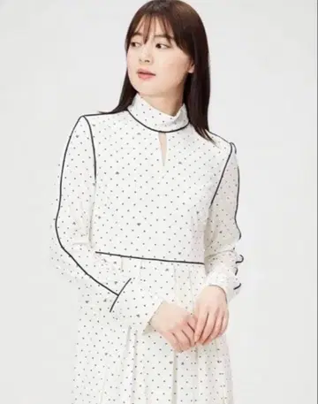 새상품급 celford 셀포드 로고 도트 맥시 원피스