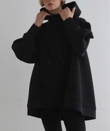 LE PHIL [ LE PHIL SPORTS ] 테크 종이상자 후디