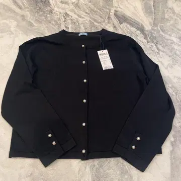 새상품 택 포함 쿠미쿄쿠 블랙 니트 가디건 펄 버튼 M 사이즈
