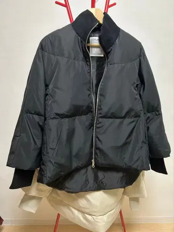 BEARDSLEY (비어즐리) 지퍼 플레어 다운