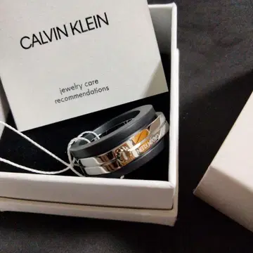 새상품 캘빈클라인 Calvin Klein 반지 마이티 덤 포함