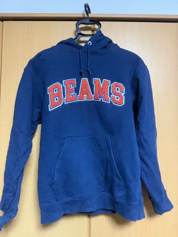 BEAMS 네이비 후드 부착 후드티 M