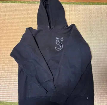 블랙 후드티 S 로고