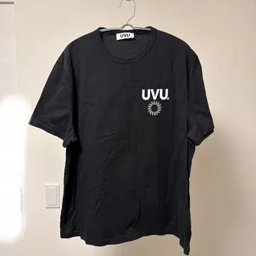 UVU 로고 티셔츠 S 사이즈