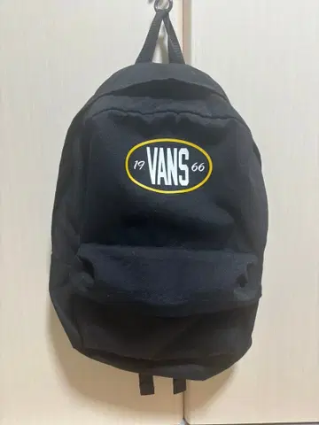 VANS 블랙 럭색/백팩