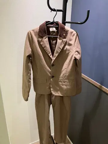 브라운 셋업 [ LIP STAR ]