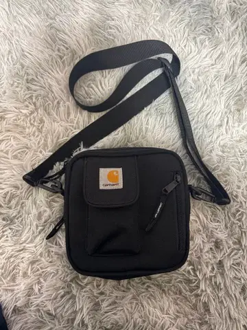 Carhartt 블랙 숄더백