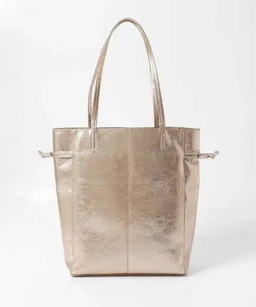 [센스 오브 플레이스] 메탈릭 골드 토트백 숄더백