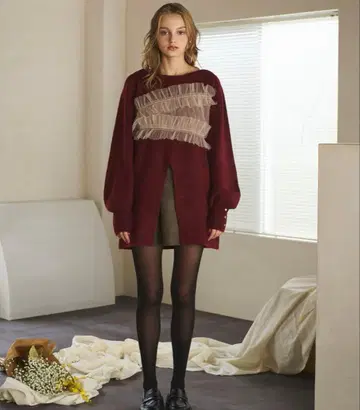 loinnuit 로완뉴이 튤 슬릿 디자인 니트