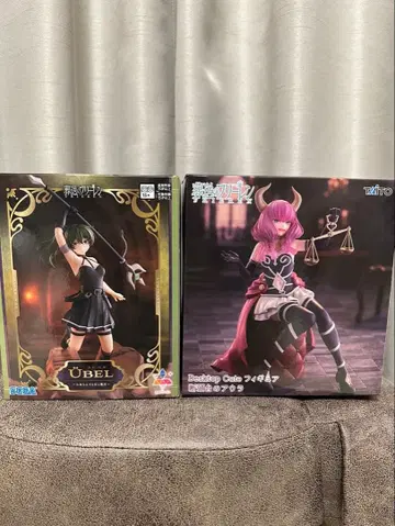 장송의 프리렌 루미나스타, Desktop 유벨, 아우라 피규어 2개