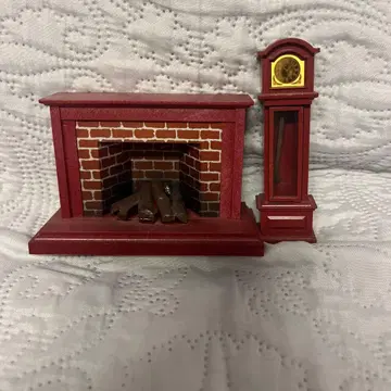 미니어처 벽난로와 시계 세트