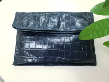 [ 미사용품 ] SICONS 클러치백 크로커다일 네이비