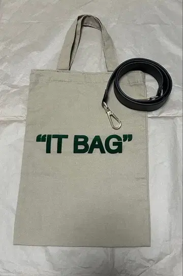 아파르트모 굿리프 Belt with It Bag