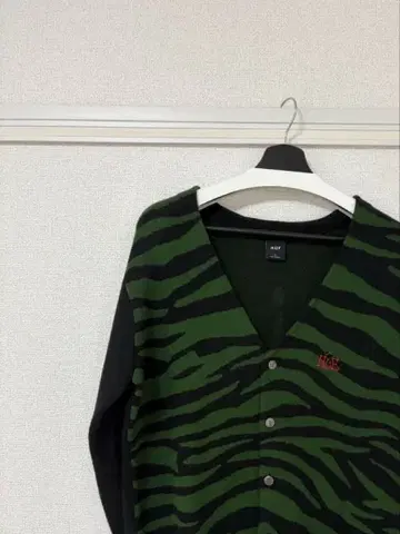 HUF crown 니트 가디건 M 사이즈