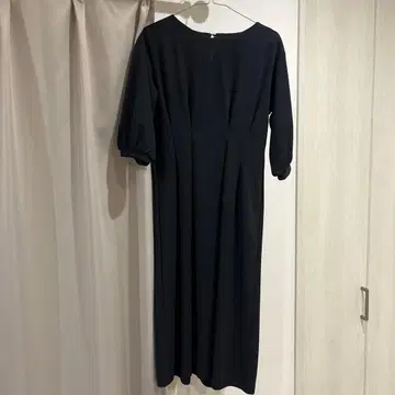 7부 소매 무릎 기장 원피스