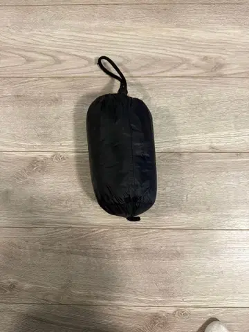 이너 다운 블랙